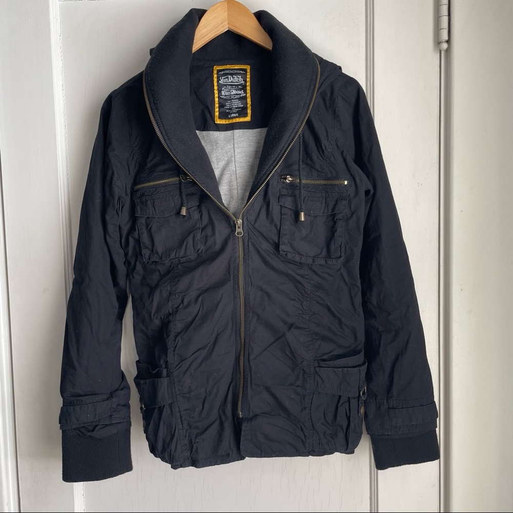 Von Dutch men’s black hooded jacket with nice details